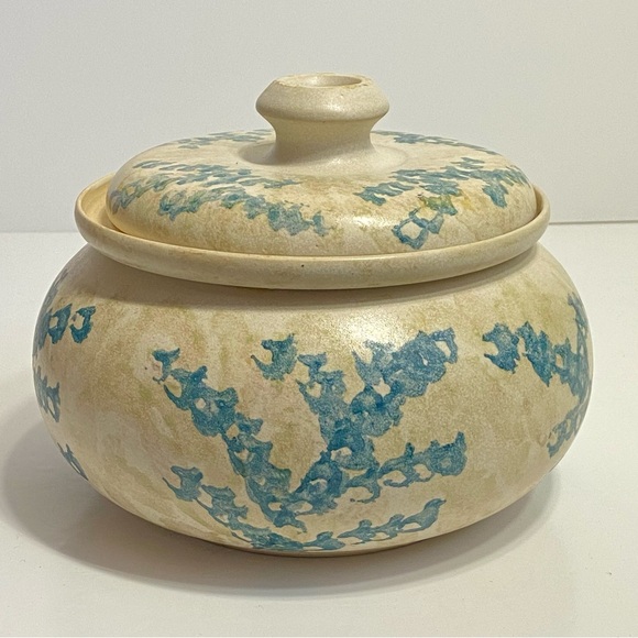 VERMONT POTTERY ELIZABETH ROMAN Studio Art Sponge Ware Pottery Dutch Oven MINT - Picture 4 of 13